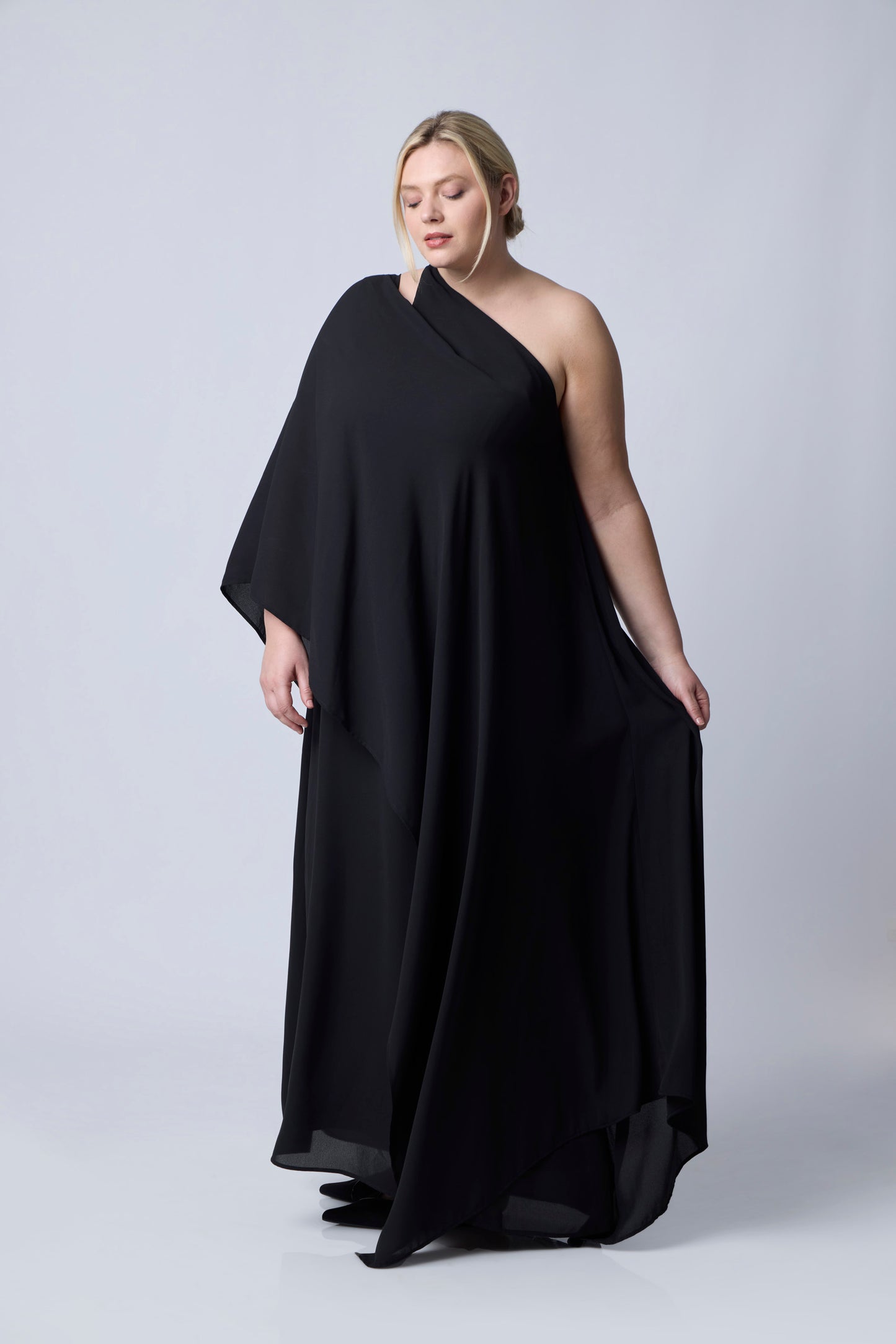 Black | Marilyn One Shoulder Gown | front