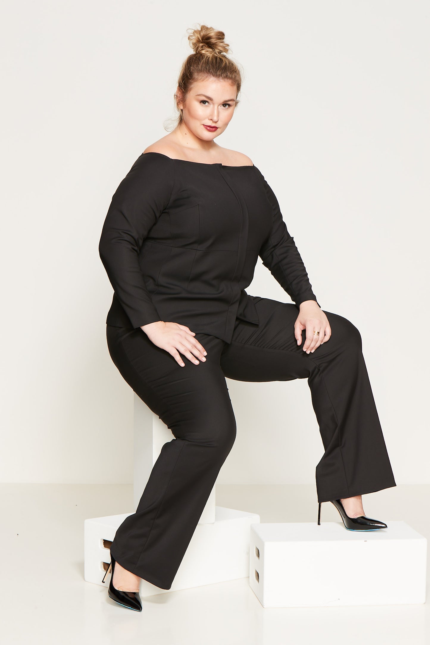 Black | Celene Flare Pants - Shape D - Front View | Model is a Pari Passu Fit D5