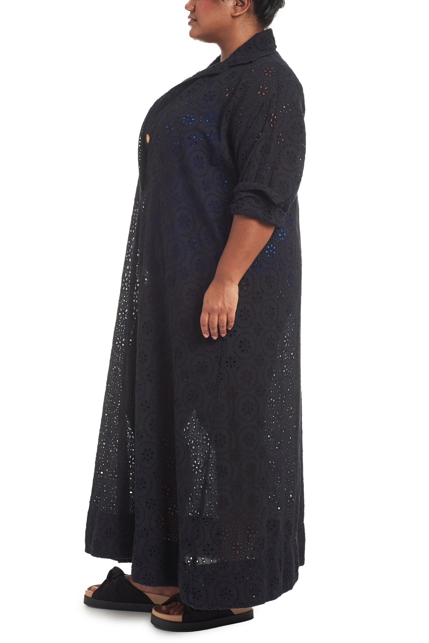 Black | eyelet maxi dress | side